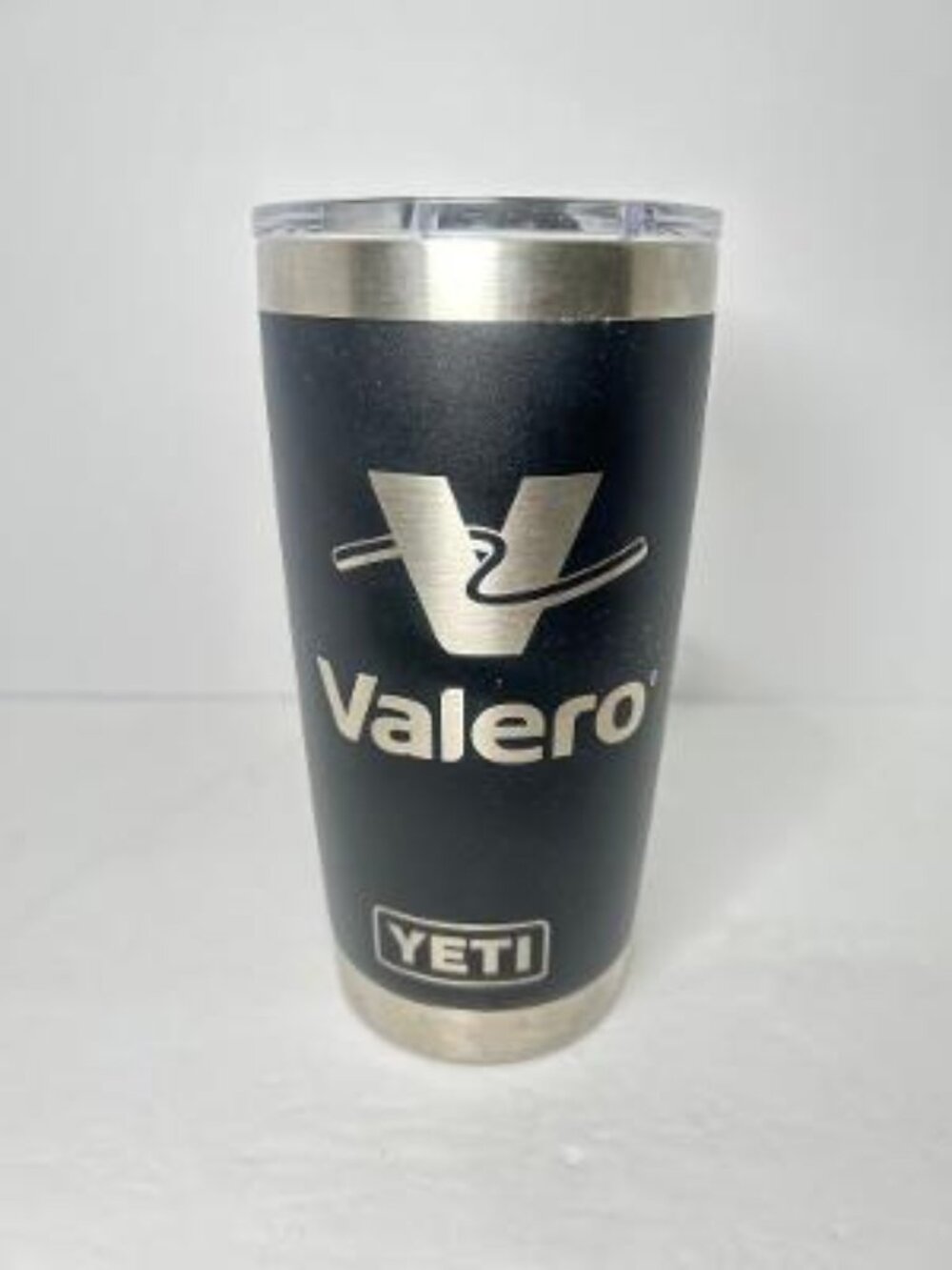 YETI Rambler 20 oz Stainless Steel Insulated Tumbler w/ Lid Black Valero Logo